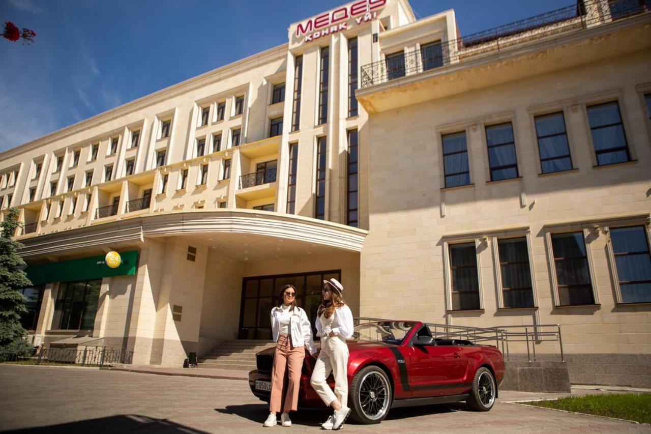 Medeu Hotel Kosztanaj Kültér fotó