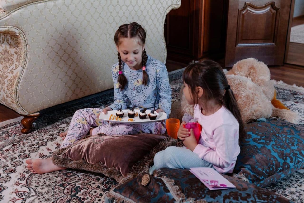 Medeu Hotel Kosztanaj Kültér fotó