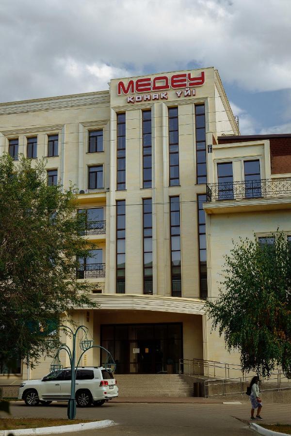 Medeu Hotel Kosztanaj Kültér fotó