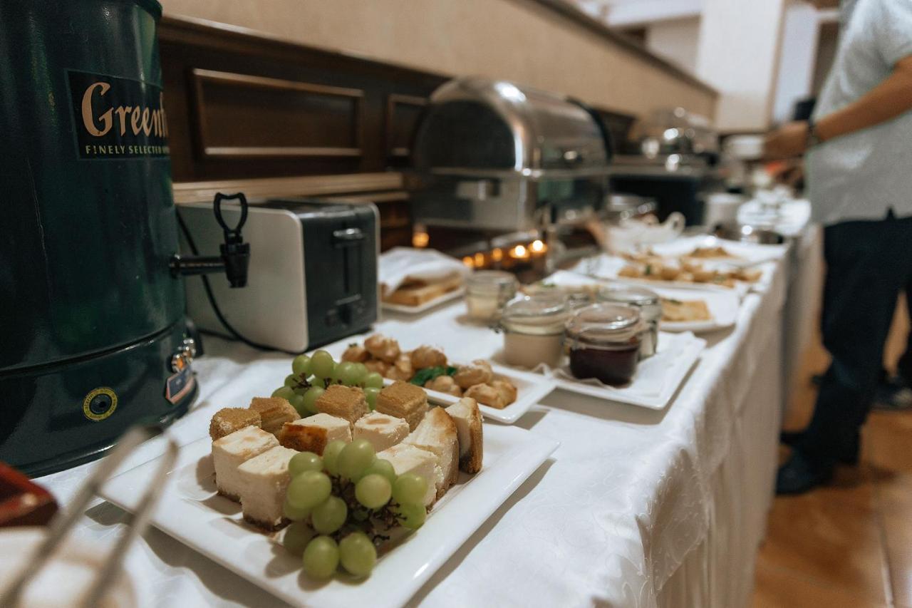 Medeu Hotel Kosztanaj Kültér fotó