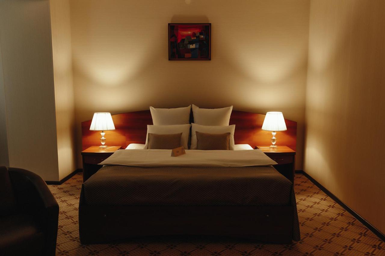 Medeu Hotel Kosztanaj Kültér fotó
